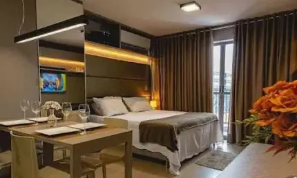 Flat de 34m2 com Varanda, Mobiliado e Projetado, 100m do Mar