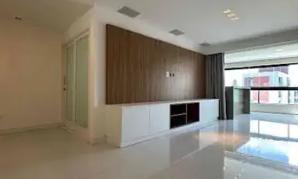 Apartamento de 134m2 com 3 Suítes, Todo Projetado e na Beira Mar
