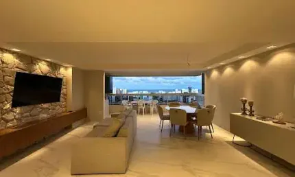 Apartamento de 136m2 com 3 Quartos, Todo Projetado e Com Vista Mar