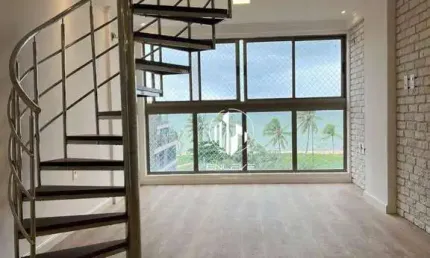 Cobertura duplex com 03 quartos à 50m da Praia do Cabo Branco