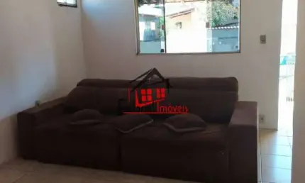 Casa bem localizada de 2 pavimentos individuais - Bairro São Joaquim