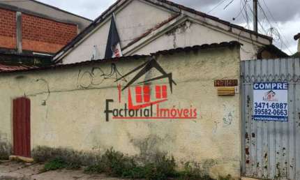 Casa com 3 quartos à venda na Rua Galba, Glória, Belo Horizonte