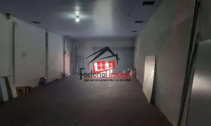 Loja comercial na Avenida Abílio Machado, de aproximadamente 135M²