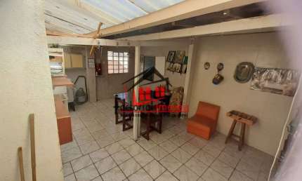 CASA A VENDA 3 QUARTOS, 2 VAGAS - ALÍPIO DE MELO - BH
