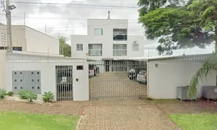 SANTA CRUZ - 2 Quartos, Sacada c/Churrasq, poço semi artesiano, 1 vaga, A/C-60m²
