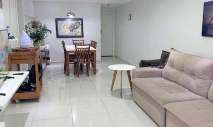 NEVA - 1 SUÍTE, 1 QUARTO, SALA, COZINHA, BWC, A/SERV, SACADA C/CHURRASQ, A/PRIV, 86,71M²