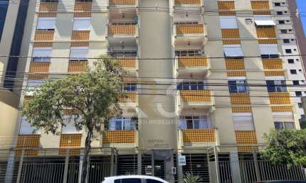 Apartamento com 3 quartos à venda no Centro, Londrina  por R$ 380.000