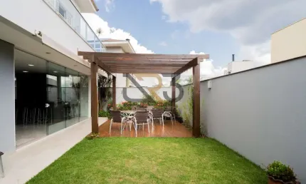 Casa em condomínio fechado com 4 quartos à venda no Vivendas do Arvoredo, Londrina  por R$ 3.180.000