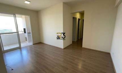 Apartamento com 3 quartos para alugar no Aurora, Londrina  por R$ 2.649