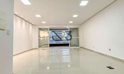 Sala comercial para alugar em Gleba Palhano, Londrina  por R$ 3.290