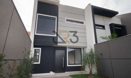 Casa com 3 quartos à venda no Portal de Versalhes 1, Londrina  por R$ 889.900