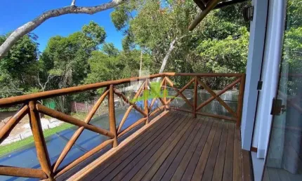 PRAIA DO FORTE | Casa 3 quartos (2 suítes) | Armários planejados | 2 garagens | Condomínio Alto da Enseada