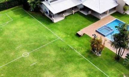 Casa de Luxo à Venda no Encontro das Águas1.370m² construídos, 5 Suítes, Pé Direito Duplo, Piscina com Raia de 25m. Lauro de Freitas. Porteira Fechada