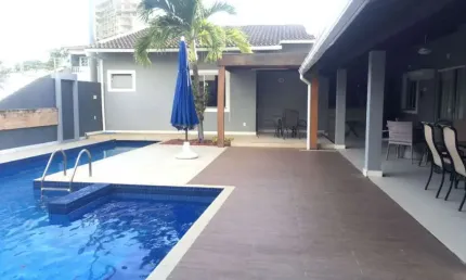 JARDIM DO ATLÂNTICO | Vilas do Atlântico | 5 quartos sendo 3 suítes com closet | Energia solar