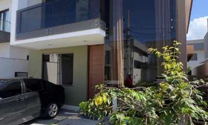 HORTOVILLE | CASA com 209m² | 5 quartos (2 suítes) + sala TV | Energia Solar | 2 garagens  | ABRANTES | Estrada do Coco