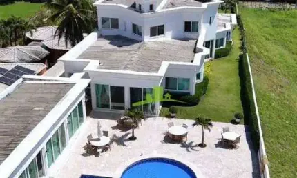 Casa a Venda Pé na Areia Litoral Norte | 1.000m² | 5 suítes | BEIRA MAR | Piscina | Salão de Jogos | Quadra Beach | Casa em Interlagos - Bahia