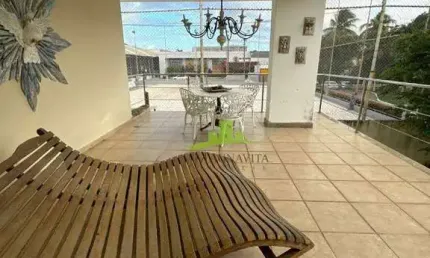 Casa de Alto Padrão à Venda na Priscila Dutra, Lauro de Freitas | 3 suítes | Piscina Privativa e Área Gourmet | R$ 1.680.000