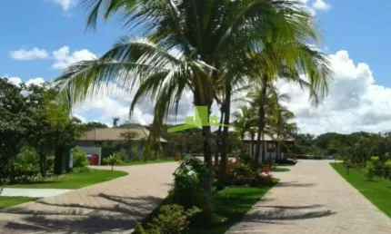 Terreno à Venda em Praia do Forte, Condomínio Piscinas Naturais, 540m², Plano, Esquina, Localização Privilegiada. R$ 1.800.000,00