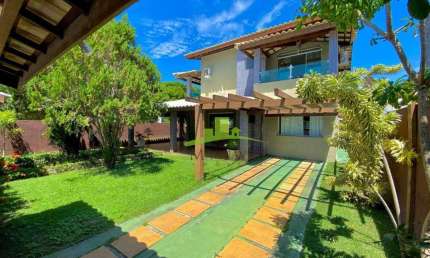 Casa à Venda no Condomínio Paraíso, Guarajuba, 500m da Praia, 279m², 4 Suítes, Piscina com hidromassagem, Quiosque Gourmet, R$ 1.950.000,00