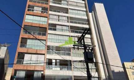 Apartamento à Venda na Barra, Residencial Mário Quintana 2/4, 1 Suíte, 68,5m², Andar Alto, Varanda, Próximo à Praia. Excelente localização! 750.000,00