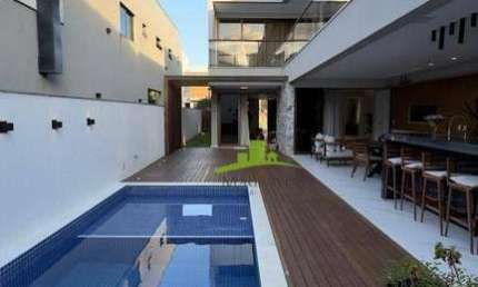 Casa à Venda no Condomínio Porto Real, 355m², 5 Quartos, 4 Suítes, PORTEIRA FECHADA, Piscina, Gourmet, Energia Solar, Priscila Dutra, Lauro de Freitas