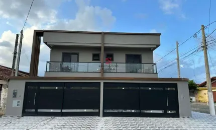 Sobrado moderno com 3 dormitórios e 2 vagas no bairro tupi – praia grande