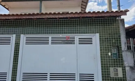 Sobrado  2 dormitórios 1 suíte, varanda, espaço gourmet e 2 vagas na mirim