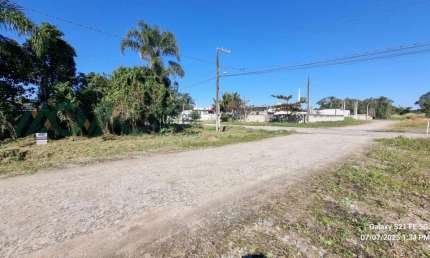 TERRENO ESQUINA Balneário CAMBIJU ! Pouca Vegetação Avenida Hercilio Luz x Avenida Felipe Schimidt