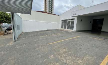 Casa comercial com 5 salas para alugar na Rua Capitão Gomes Duarte, 14, Vila Santa Tereza, Bauru