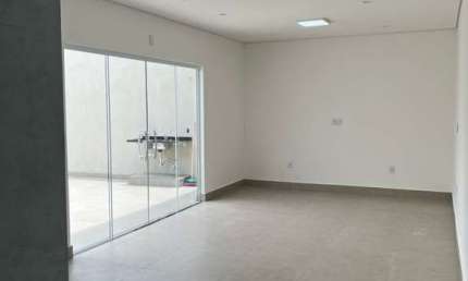 Casa com 2 quartos à venda na Avenida Engenheiro Paulo Frontin, 27-80, Parque Santa Edwiges, Bauru