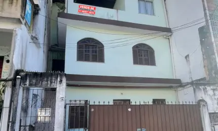 Casa no segundo pavimento a venda no vale do matatu salvador