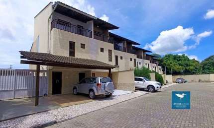 Casa Triplex em Condomínio no Eusébio, Localização Privilegiada de Esquina com a CE040, 04 Quartos, 120m2, Suíte Master Com Closet e Varanda, 03 Vagas