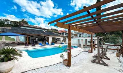 Casa com 4 Suítes à venda, 329 m² por R$ 1.650.000 - Alpes D'Ouro - Bom Jesus dos Perdões/SP