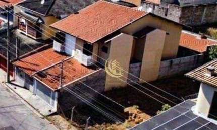 Sobrado com 3 dormitórios à venda, 118 m² por R$ 405.000,00 - Barranco - Taubaté/SP