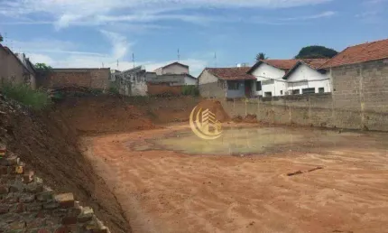 Terreno à venda, 762 m² por R$ 800.000,00 - Centro - Pindamonhangaba/SP