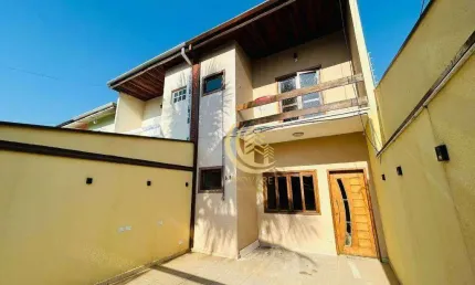 Sobrado com 3 dormitórios à venda, 130 m² por R$ 520.000,00 - Esplanada Independência - Taubaté/SP