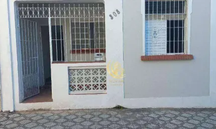 Casa com 3 dormitórios para alugar, 90 m² por R$ 1.600,00/mês - Centro - Taubaté/SP