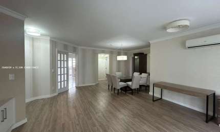 Apartamento para Venda em Florianópolis, Centro, 4 dormitórios, 1 suíte, 3 banheiros, 2 vagas