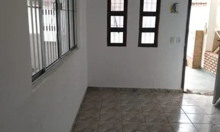 Sobrado com varanda venda/permuta em São Sebastião-Centro do Mar
