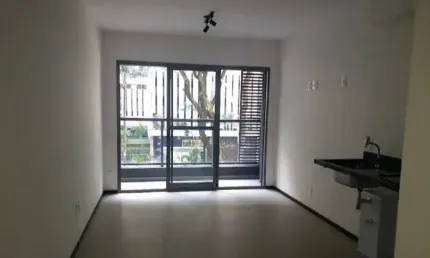 Flat/studio com sacada a venda/permuta na Consolação