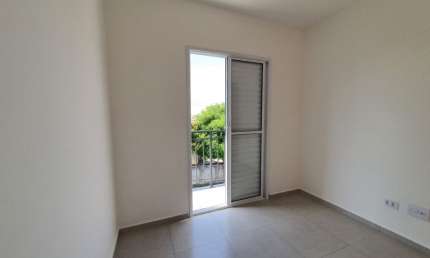 Apartamento NOVO com sacada a venda/permuta na Vila Tolstoi