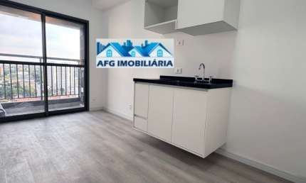 Apartamento SEMI MOBILIADO E COM VARANDA para locação na Vila Prudente em São Paulo