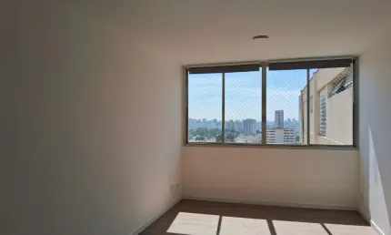 Apartamento com 2 quartos para alugar na Aclimação, São Paulo 