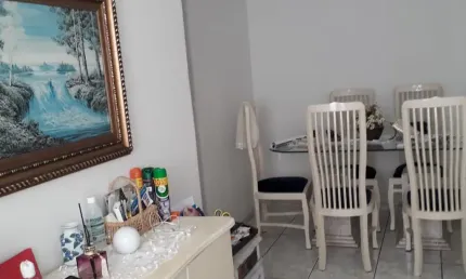 Apartamento a venda semi mobiliado com sacada a venda no Parque São Lucas região da Vila Alpina