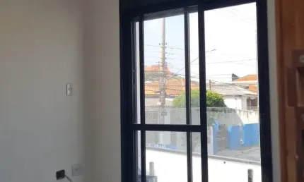 Casa nova com material de primeira  a venda no Parque São Lucas