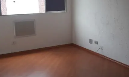 Oportunidade!.. Apartamento na Lapa, com 65m², 2 dormitórios, todo reformado, 319 mil Reais