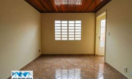 Ótima casa com edícula na Vila Ema ( bairro em franco progresso imobiliário) com  de 138mts²  . Valor R$ 477.000,00