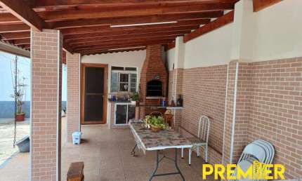 Casa com 5 quartos à venda na Vila Rezende, Piracicaba  por R$ 639.000