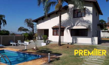 Casa com 3 quartos à venda no Centro, Águas de São Pedro  por R$ 1.200.000