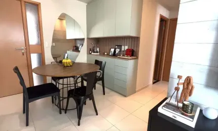 Apartamento com 2 quartos todo mobiliado e decorado no corredor Vera arruda